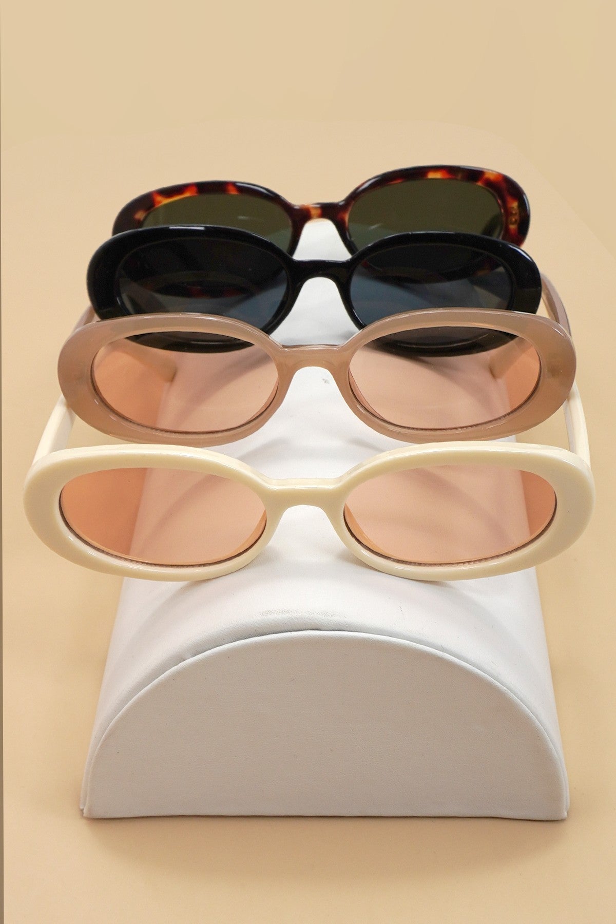 It Girl Sunnies