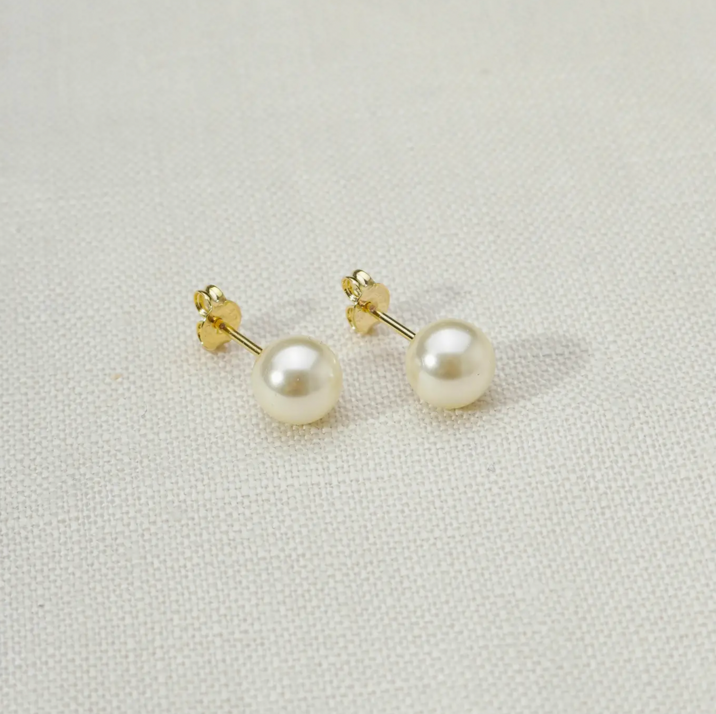 Pearl Studs