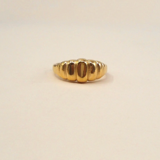 Mabel Ring
