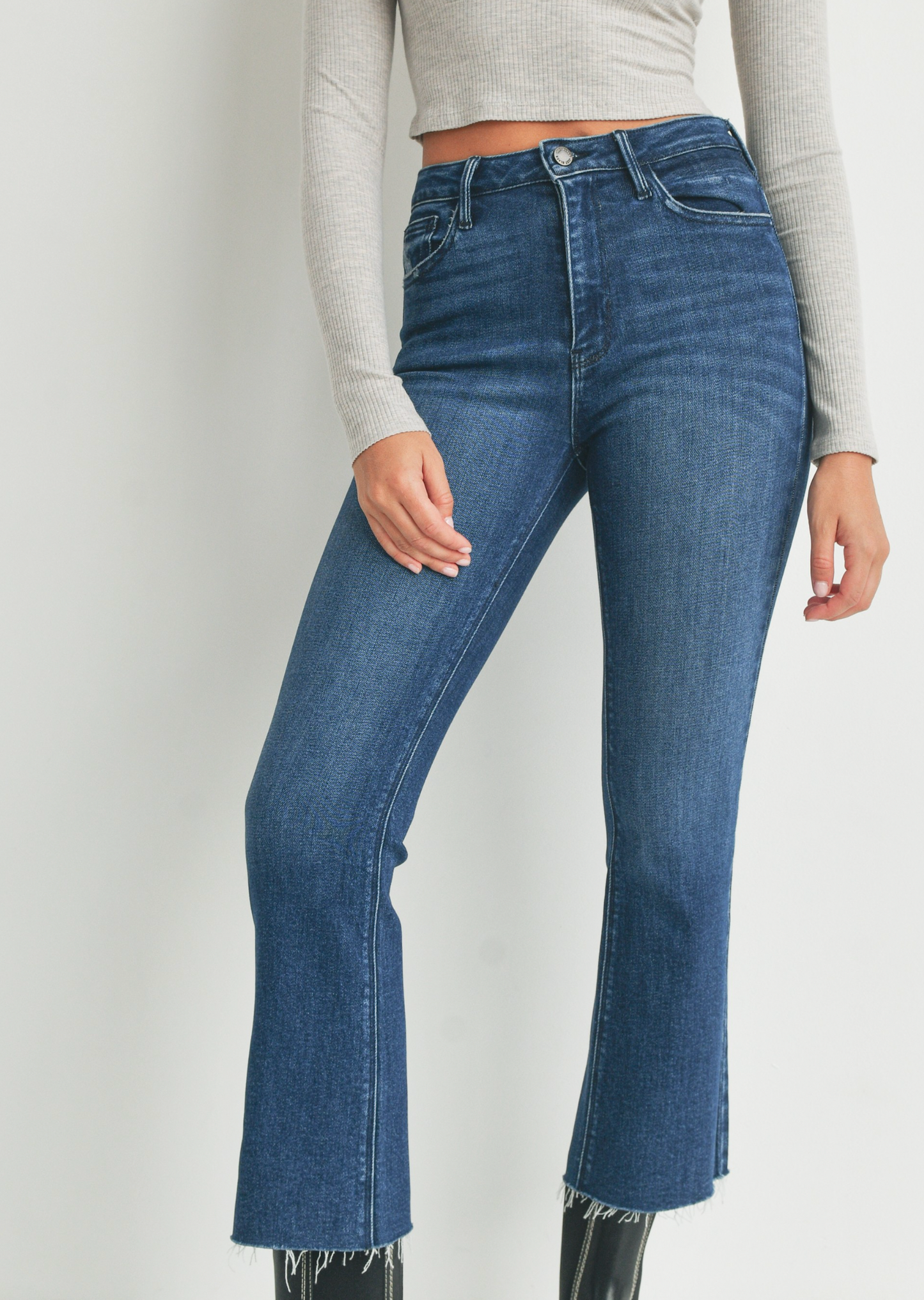 Hr Tonal Crop Flare