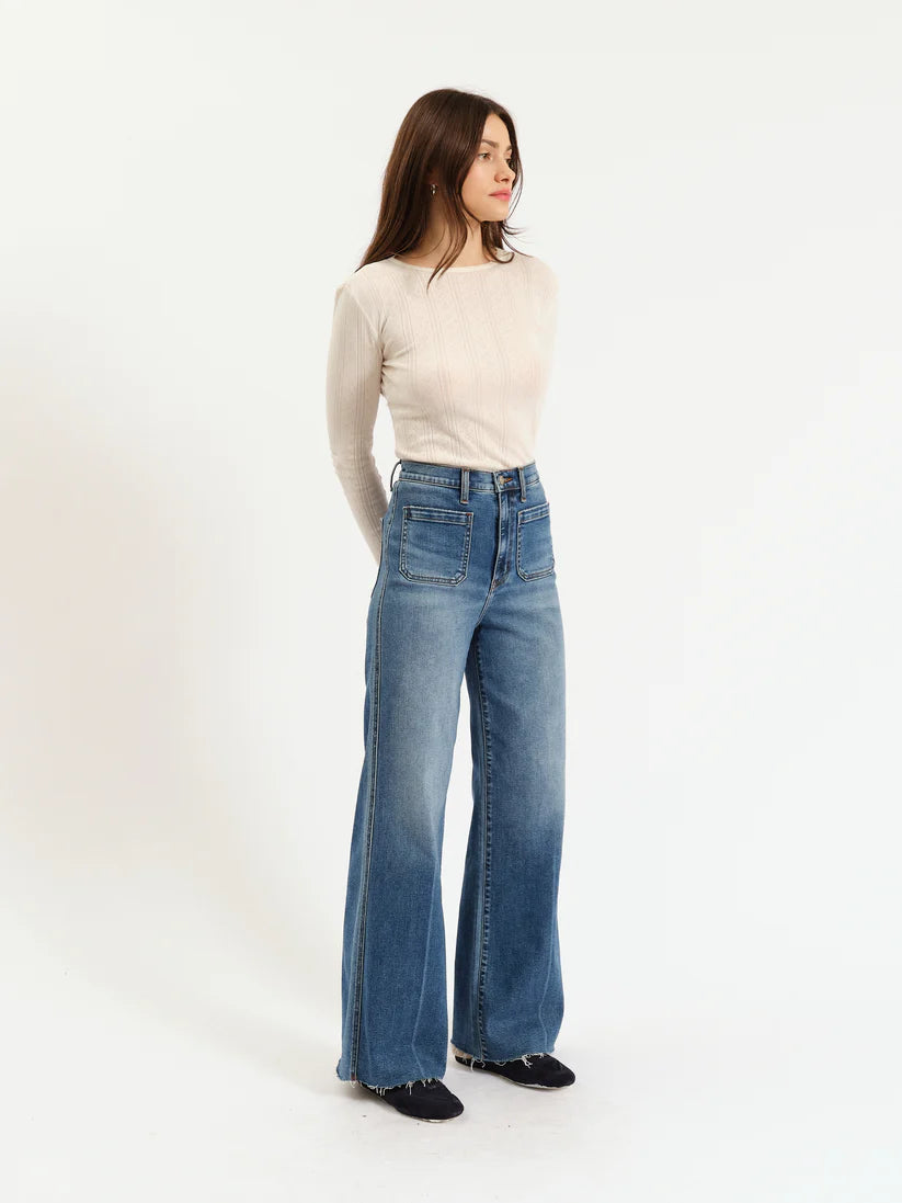 Far Out Fashion Pocket