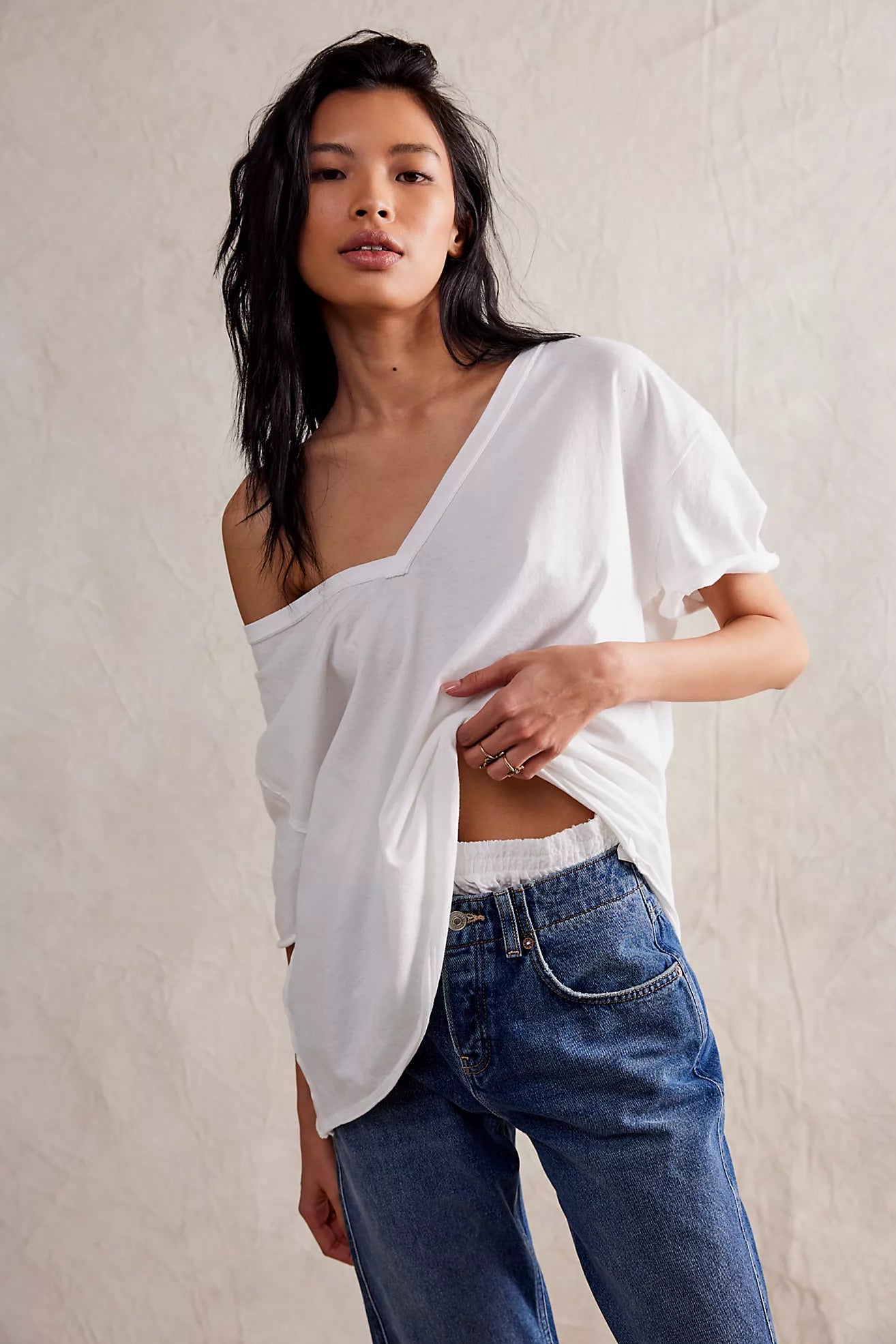 Nina V-neck